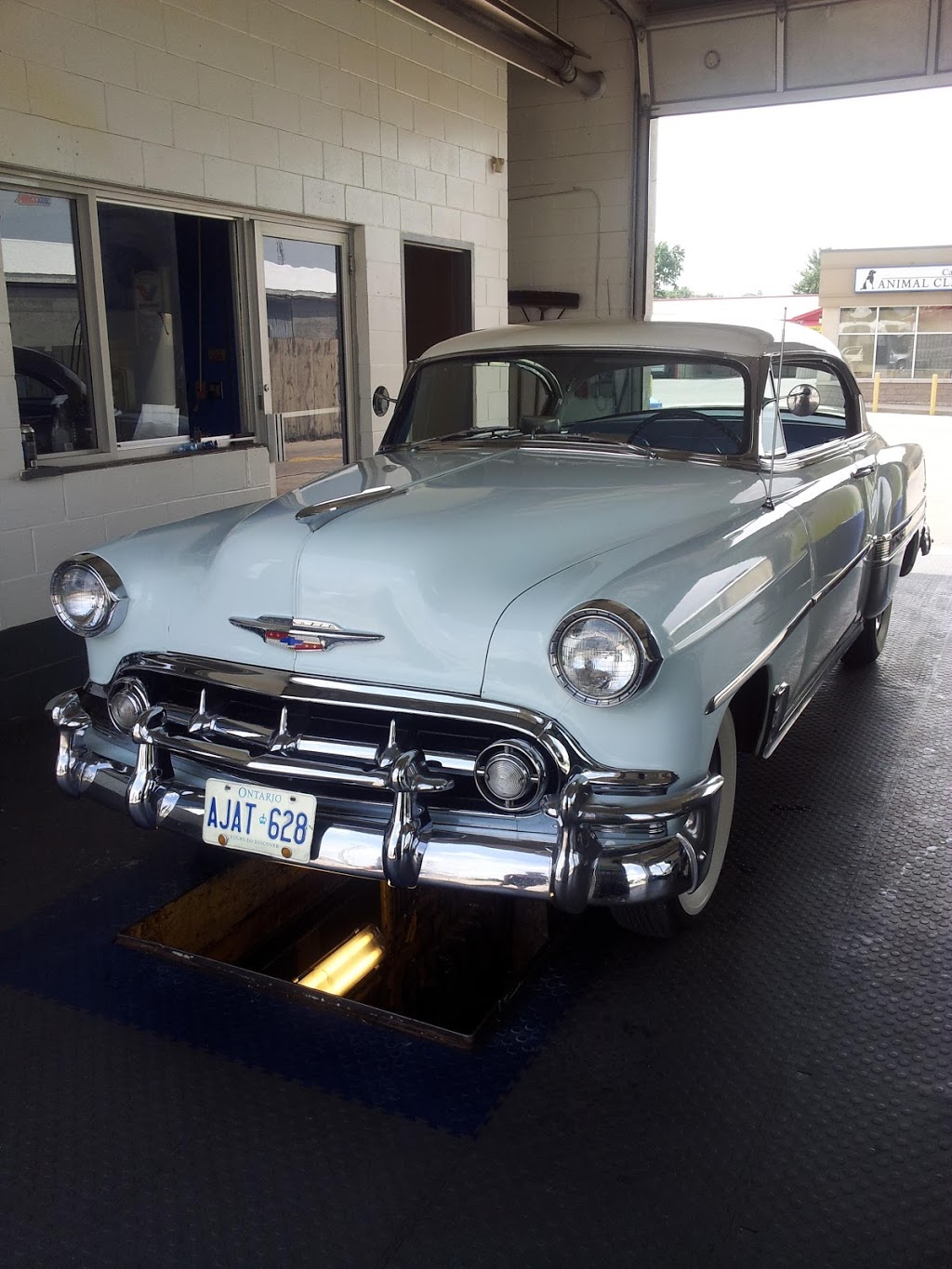 Pro Oil Change | 78 Caradoc St S, Strathroy, ON N7G 2N8, Canada | Phone: (226) 828-1511