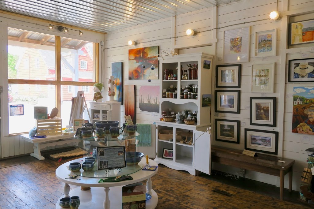 Artisans on Main Souris | 14 Hebrew Ave, Souris, PE C0A 2B0, Canada | Phone: (902) 327-0441