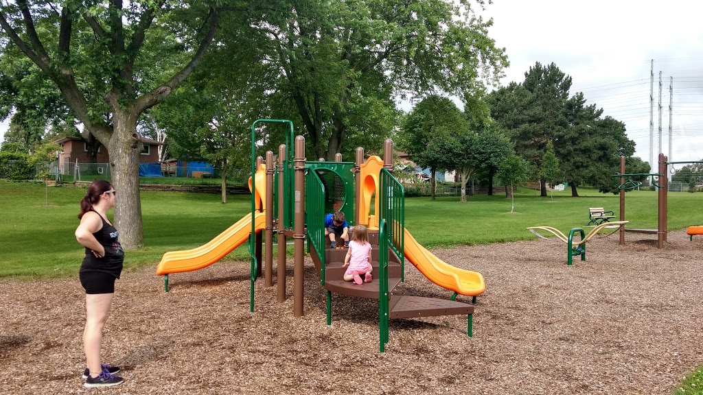 Churchill Heights Park | 60 Mountland Dr, Scarborough, ON M1G 2P1, Canada | Phone: (416) 338-4386