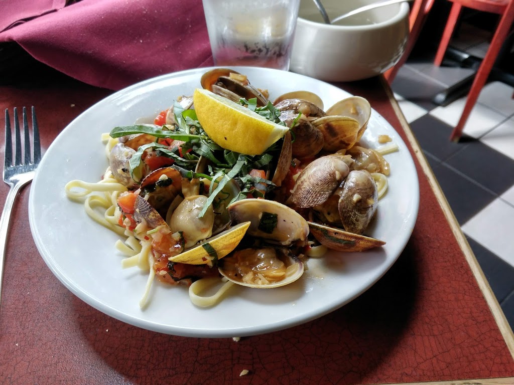 Mambo Italiano Cafe | 1303 12th St, Bellingham, WA 98225, USA | Phone: (360) 734-7677