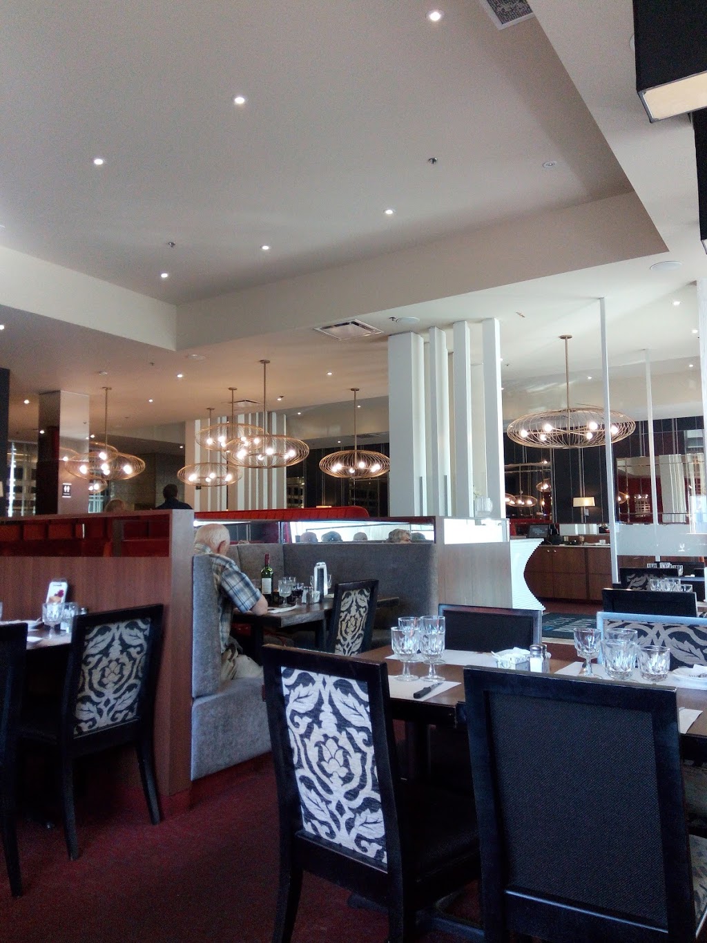 AU VIEUX DULUTH RESTAURANT - LAVAL | 1755 Boul Industriel, Laval, QC H7S 1P5, Canada | Phone: (450) 629-1611