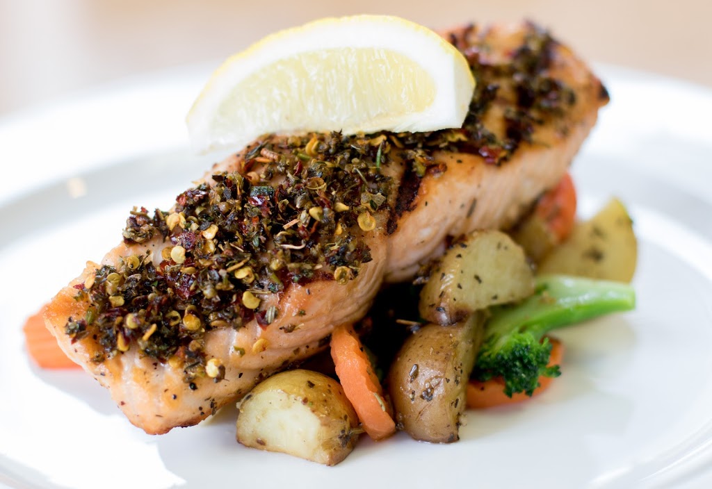 Elozer Restaurant | 19 Kenview Blvd # 30, Brampton, ON L6T 5G6, Canada | Phone: (905) 793-7958