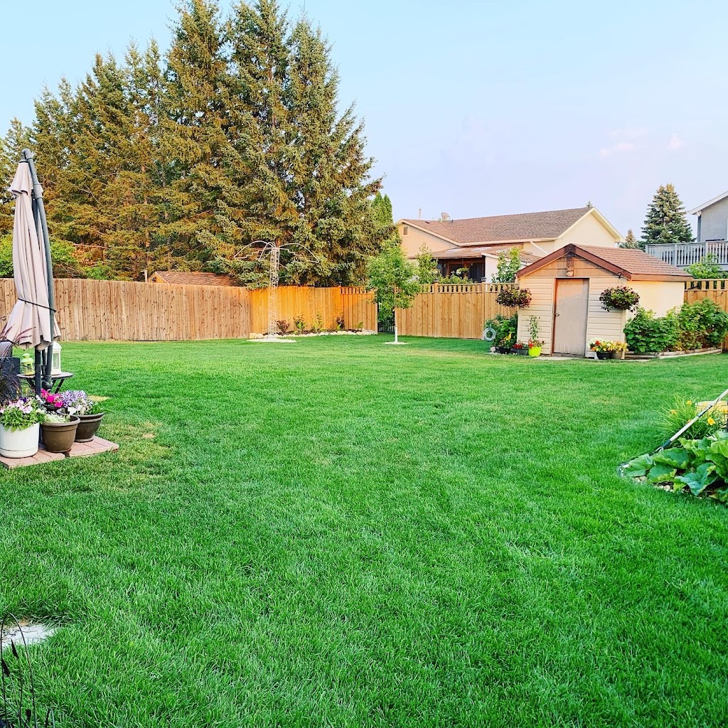 Superior Lawn Management | Box 4342, 3 Procure Bay, Stonewall, MB R0C 2Z0, Canada | Phone: (204) 782-1792