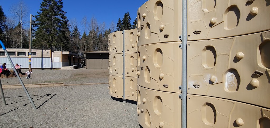 École Puntledge Park Elementary School | 401 Willemar Ave, Courtenay, BC V9N 3L3, Canada | Phone: (250) 334-4495