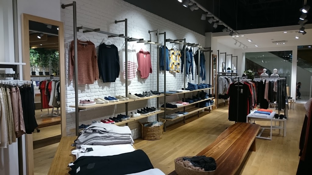 Caposhie | Coquitlam | 2929 Barnet Hwy, Coquitlam, BC V3B 5R5, Canada | Phone: (604) 474-1350