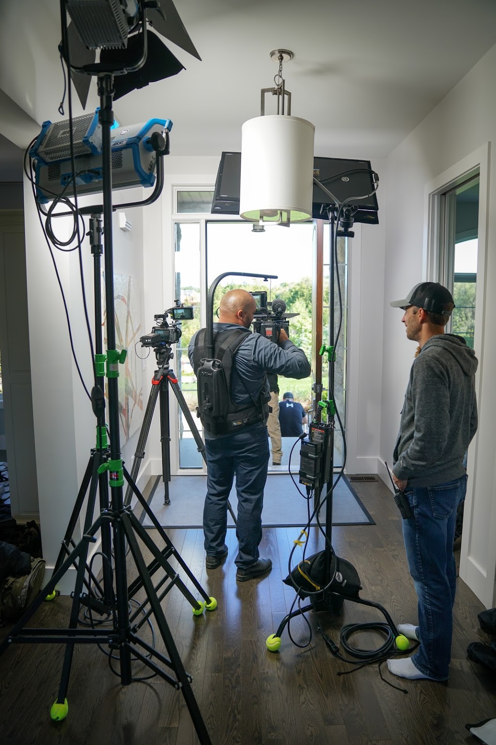 H Visual Media | 5 Brooke Ave, Collingwood, ON L9Y 5K6, Canada | Phone: (647) 233-1492