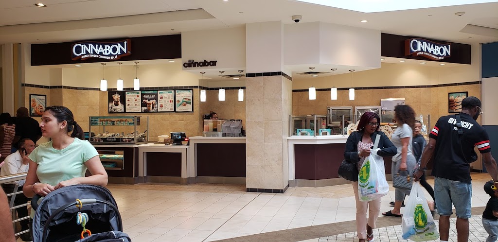 Cinnabon | 25 Peel Centre Dr, Brampton, ON L6T 3R5, Canada | Phone: (905) 494-1955