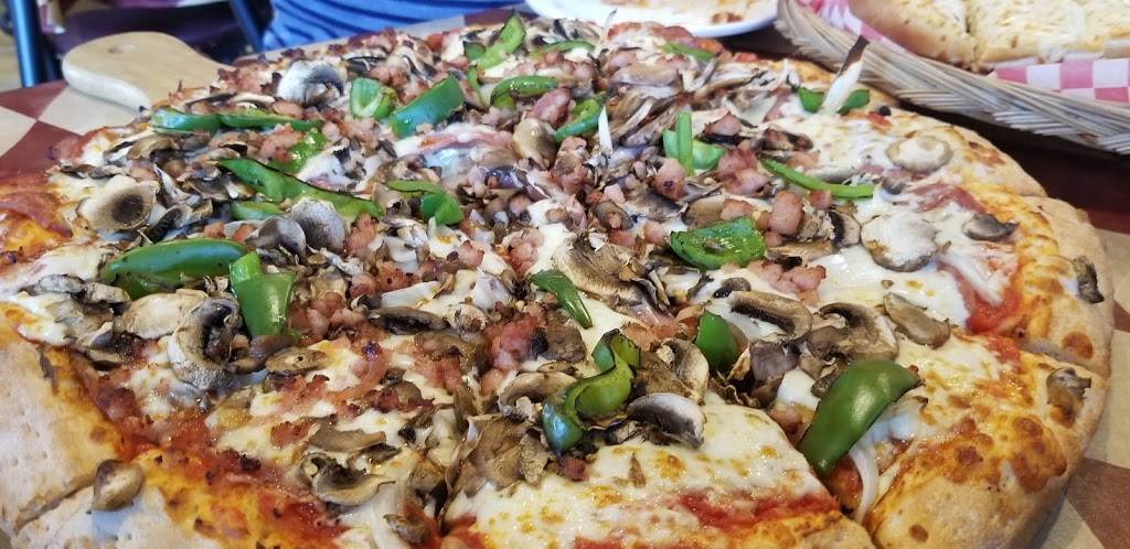 Pinos Pizza | 535 Huron St, Stratford, ON N5A 5T7, Canada | Phone: (519) 273-5555