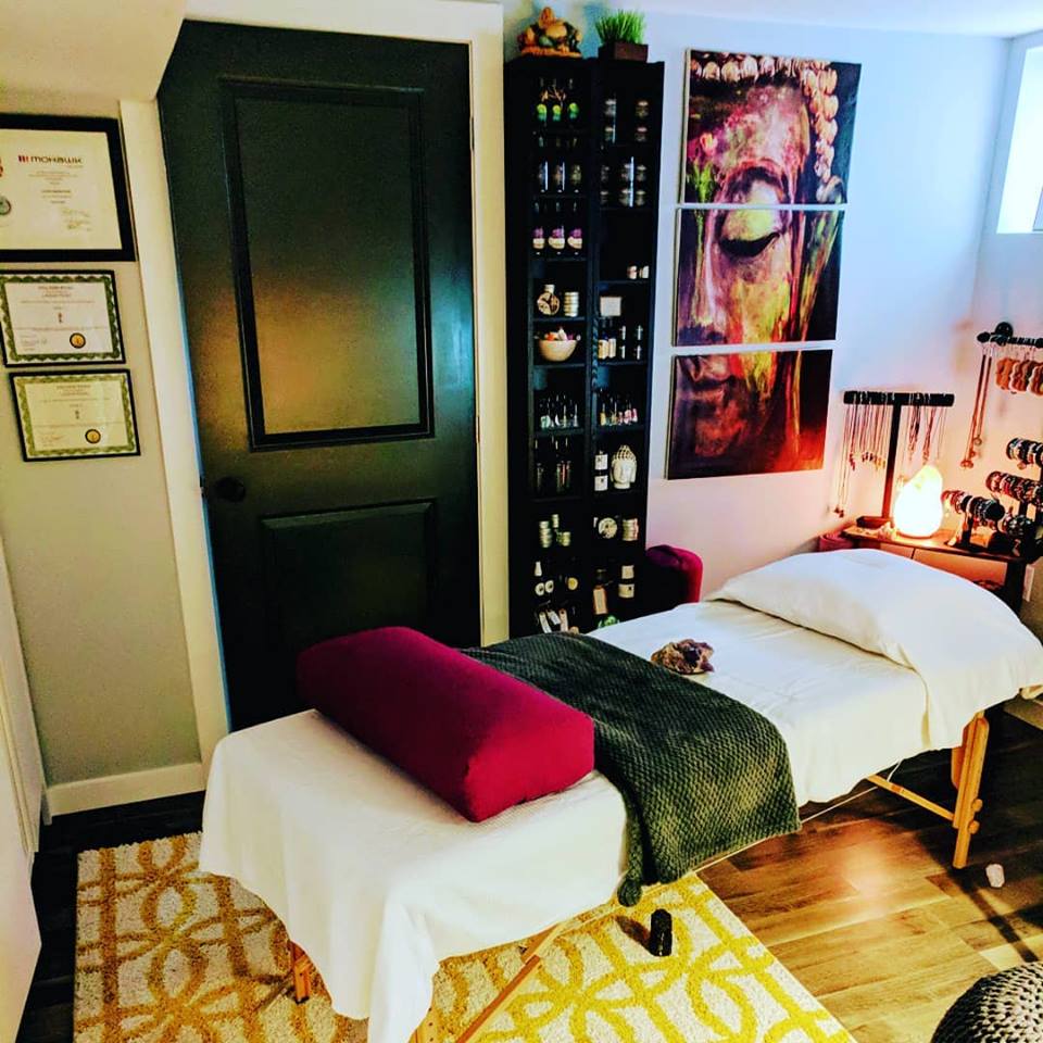 Yogis Choice | 73 Deschene Ave, Hamilton, ON L9A 3J8, Canada | Phone: (289) 775-0265