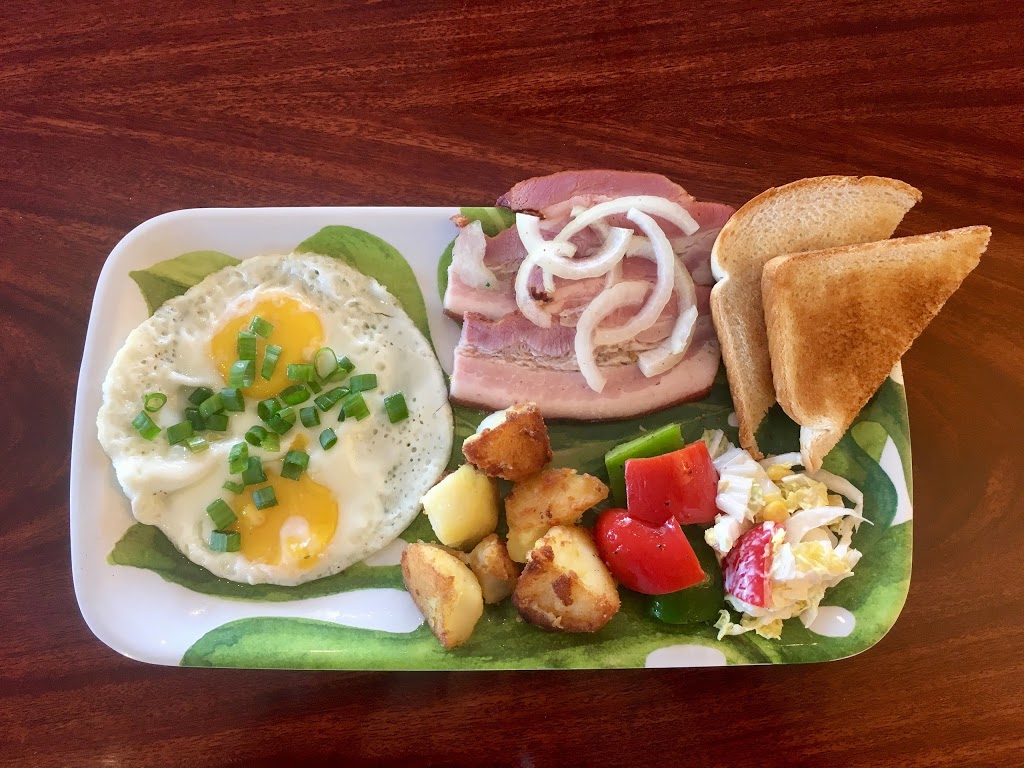 Polka Bistro Caffe | 1100 Dundas Street West, Mississauga, ON L5C 4E7, Canada | Phone: (905) 566-8181