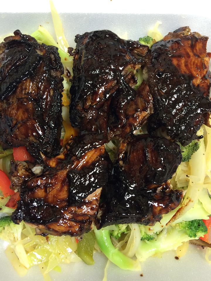 Sunset Caribbean | 3745 Lawrence Ave E, Scarborough, ON M1G 1P7, Canada | Phone: (416) 289-3737