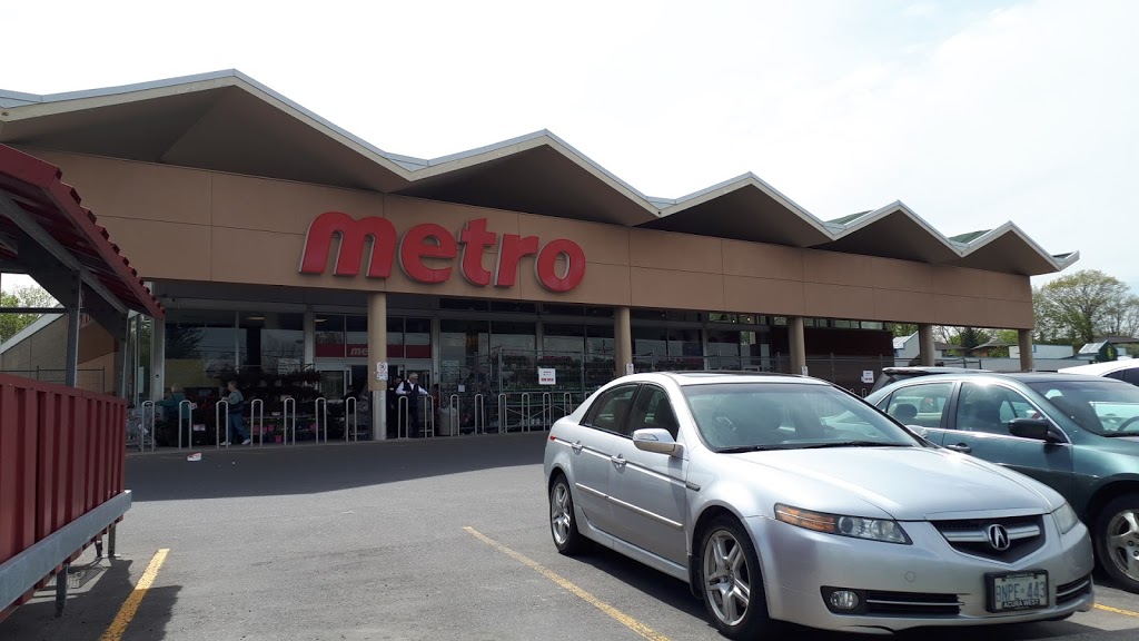 Metro - 1500 Royal York Rd, Etobicoke, ON M9P 3B6, Canada