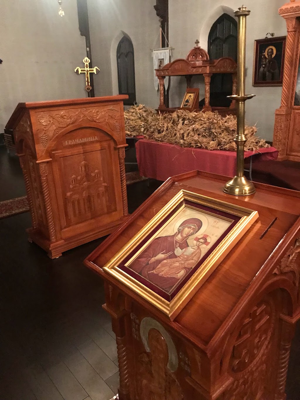 Holy Trinity Serbian Orthodox Church | 349 Av. Melville, Westmount, QC H3Z 2J7, Canada | Phone: (514) 932-8529
