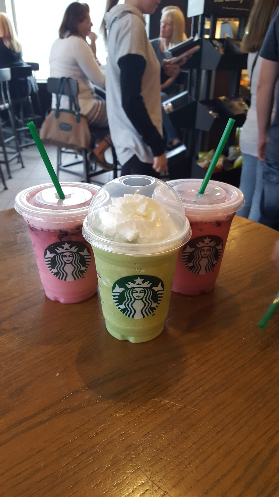 Starbucks | 1783 Stone Church Rd E, Stoney Creek, ON L8J 0B4, Canada | Phone: (905) 578-1411