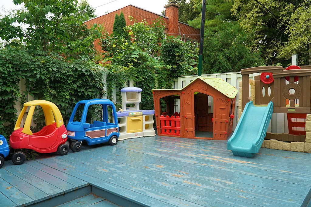 Nursery Les Petits Trésors | 10780 Rue Tolhurst, Montréal, QC H3L 3A7, Canada | Phone: (514) 383-0781
