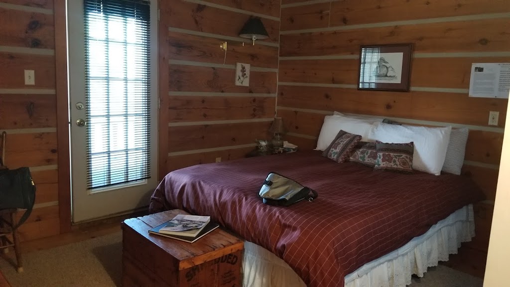 Bye the Bay Bed and Breakfast | 18288 Kent Bridge Rd, Morpeth, ON N0P 1X0, Canada | Phone: (905) 805-5652