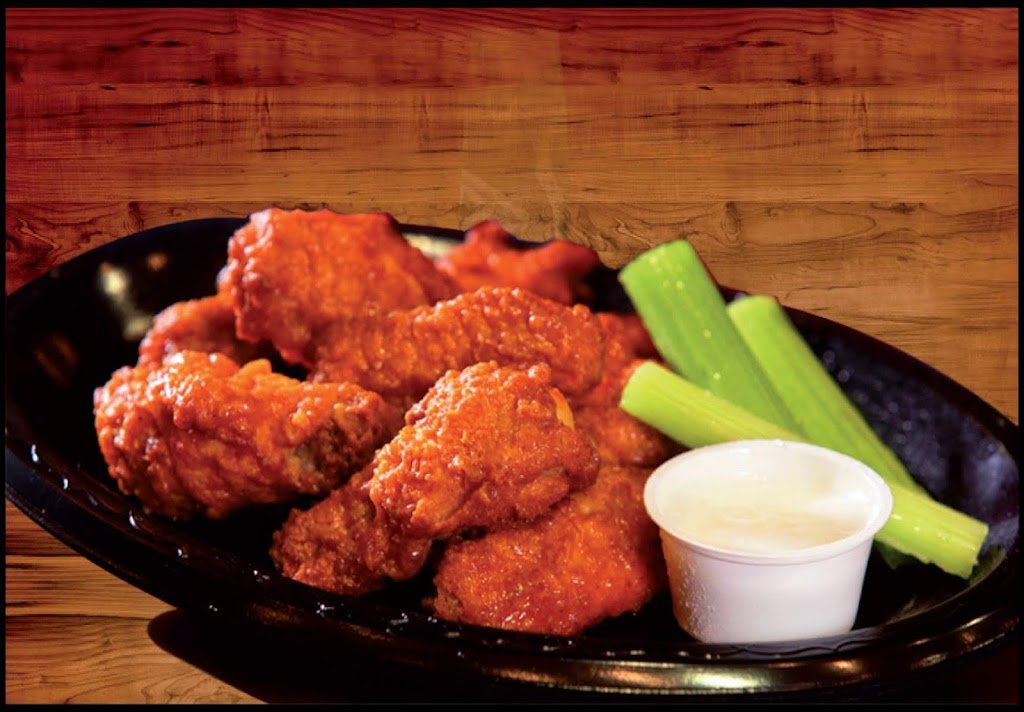 Ailes Buffalo Restaurant | 310 Bd Thibeau local 3, Trois-Rivières, QC G8T 2M4, Canada | Phone: (819) 371-2091