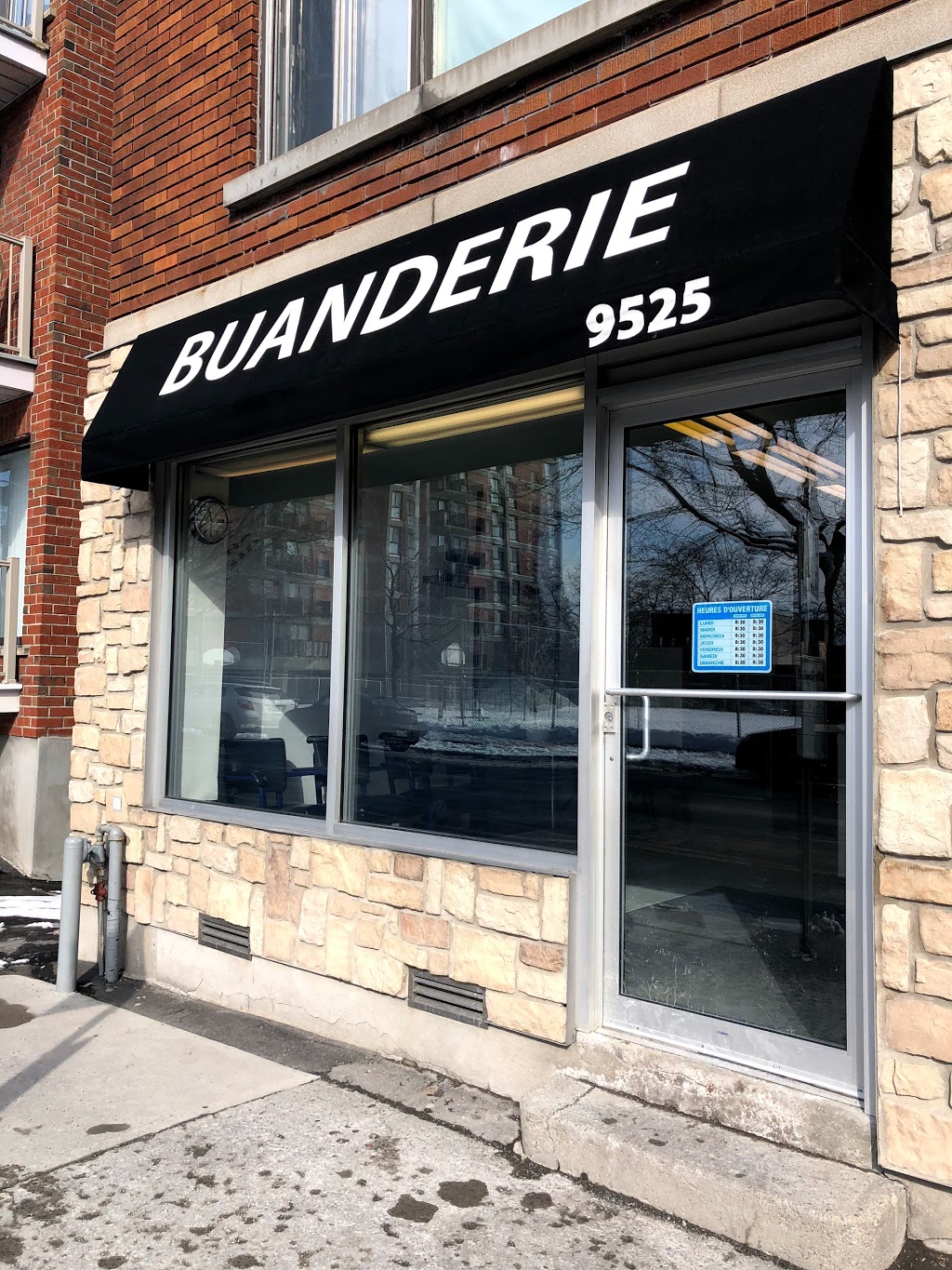 Buanderie Ahuntsic | 9525 Rue Lajeunesse, Montréal, QC H2M 1S7, Canada | Phone: (514) 388-5741