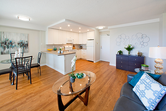 Edgehill Apartments | 108 Edgehill Dr, Barrie, ON L4N 5A3, Canada | Phone: (705) 737-3820