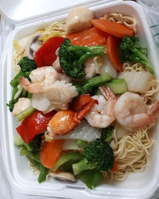 Lucky Garden Chinese Restaurant | 552 Pleasant Dr, Minto, NB E4B 2T7, Canada | Phone: (506) 327-3336