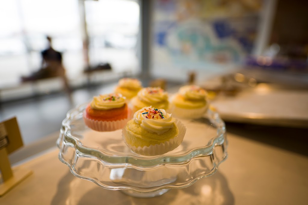 Supermoon Japanese Style Cheesecakes | 128 Queen St S #19, Mississauga, ON L5M 1K8, Canada | Phone: (905) 997-6900