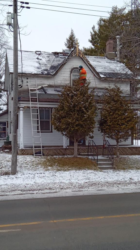 Ontarios Finest Roofing | 22050 Simcoe St, Brock, ON L0E 1E0, Canada | Phone: (705) 702-4611
