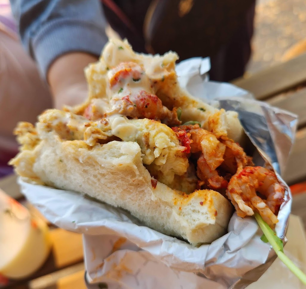 MUST Sandwich & Bar | 15527 Marine Dr, White Rock, BC V4B 1C9, Canada | Phone: (778) 899-5678