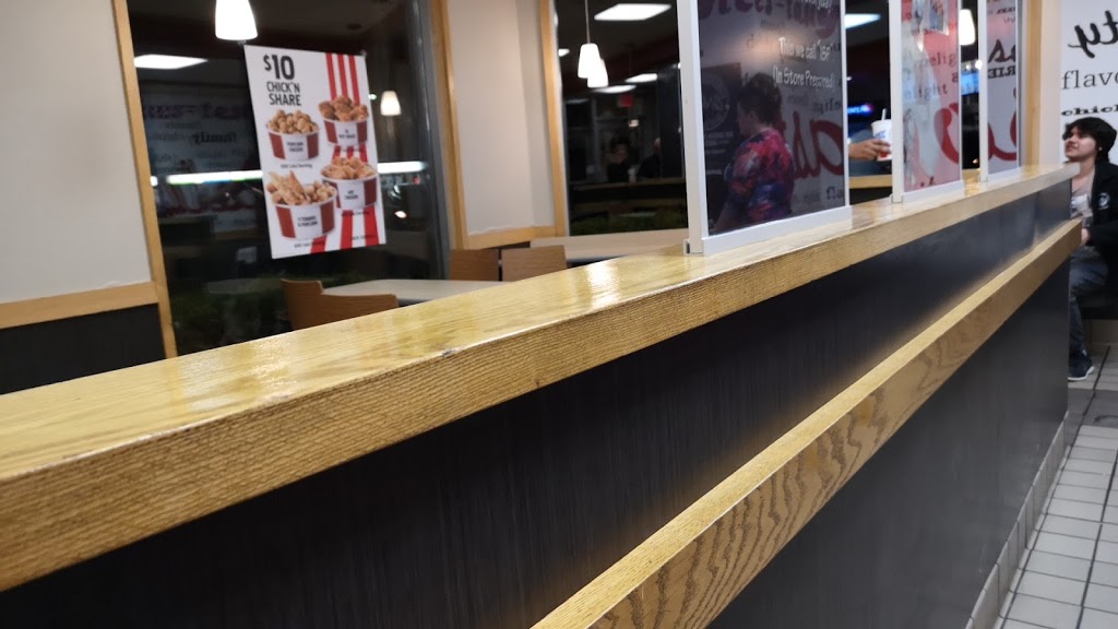 KFC | 1407 Princess St, Kingston, ON K7M 3E9, Canada | Phone: (613) 546-2277