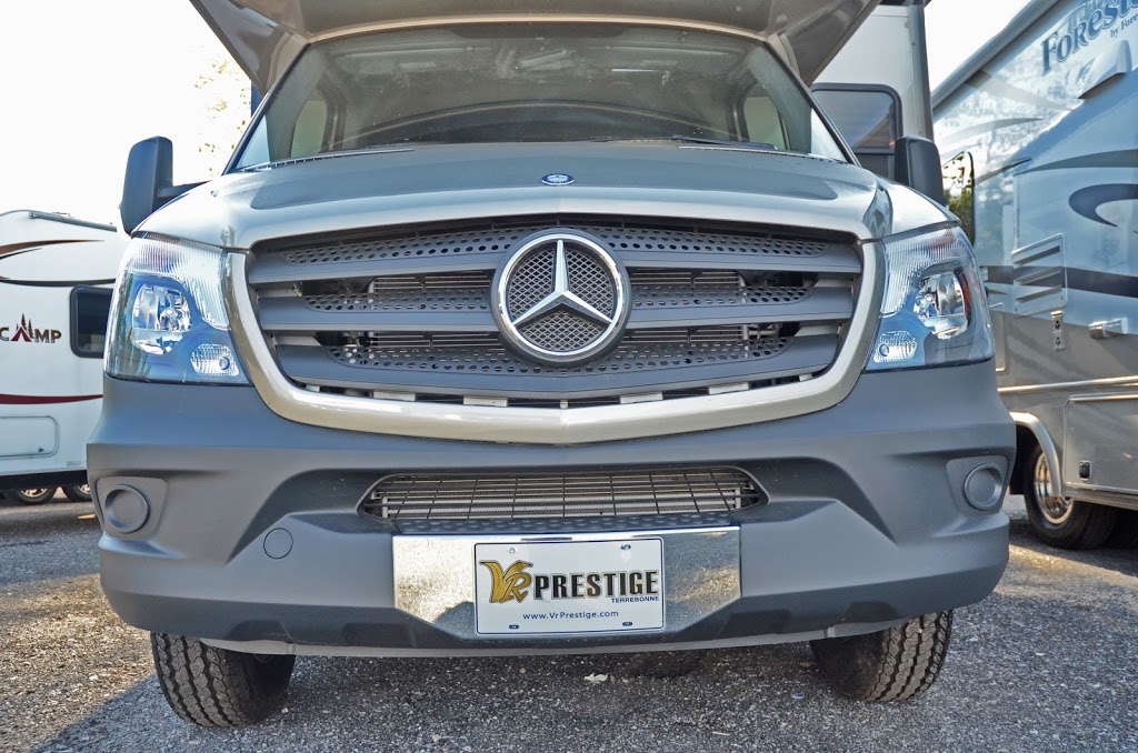 Luxury RV | Sale | 3015 Chemin Gascon, Mascouche, QC J7L 3X7, Canada | Phone: (855) 385-1465