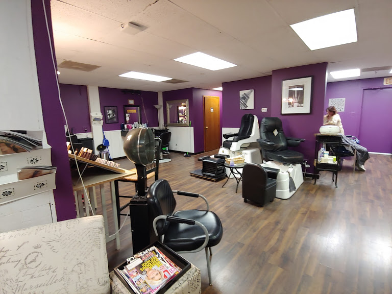 Designing Style Hair & Nail Salon | 6989 Transit Rd, East Amherst, NY 14051, USA | Phone: (716) 639-7400