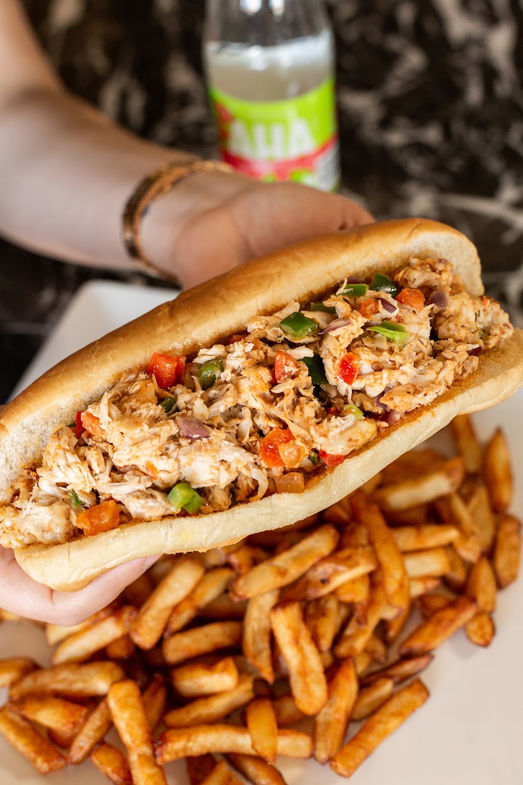 Flamos Peri Peri (Kitchener) | 4195 King St E Unit 105, Kitchener, ON N2P 0C1, Canada | Phone: (519) 505-4300