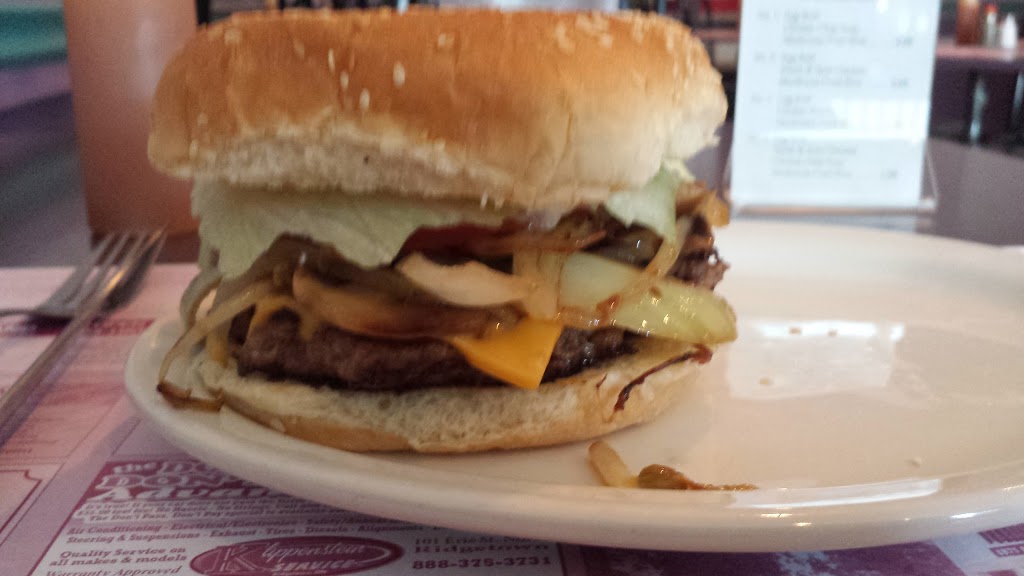 Stephens Restaurant | 11 Main St W, Ridgetown, ON N0P 2C0, Canada | Phone: (519) 674-3122