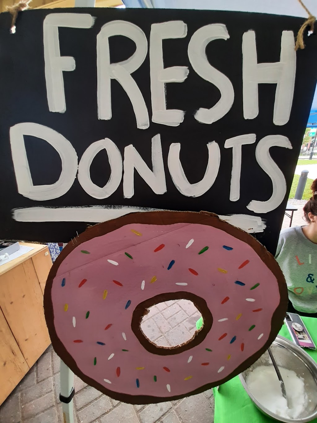 Giggles Mini Donuts | 8 Faulkner St, Dartmouth, NS B3A 3A3, Canada | Phone: (902) 225-6505