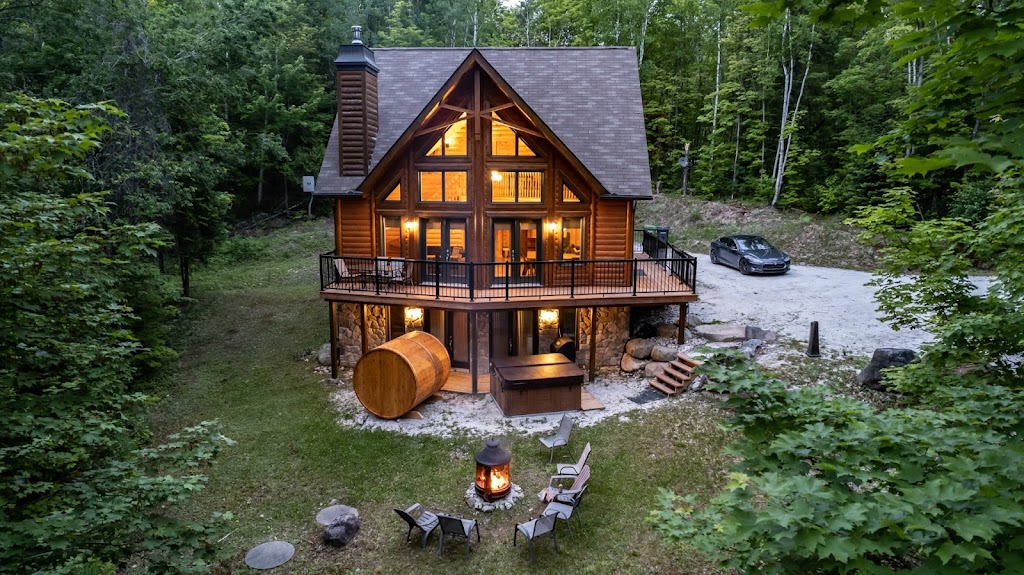La Casa Kanata | 143 Pavillon-Kanata, Amherst, QC J0T 2L0, Canada | Phone: (438) 990-1077
