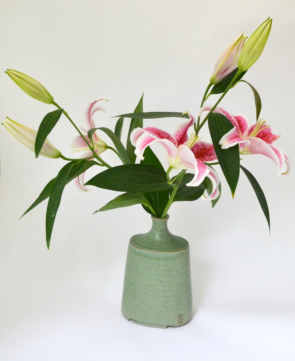 Roycroft Pottery | 2860 Eldridge Rd, East Aurora, NY 14052, USA | Phone: (716) 652-7422