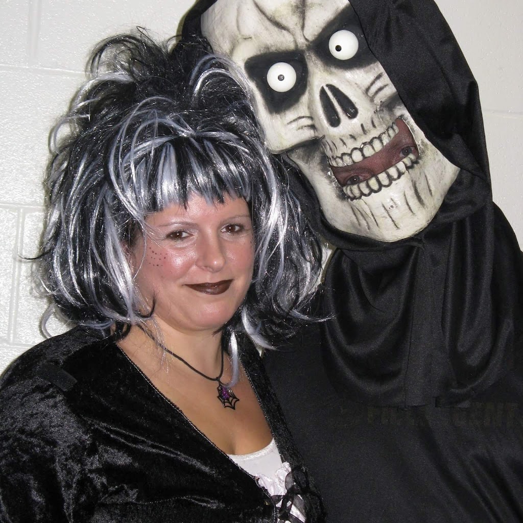Costume Hut | Down town Ledwyn 14050, Road 136 North, Rd 14 E, Ledwyn, MB R0C 2R0, Canada | Phone: (204) 651-3191