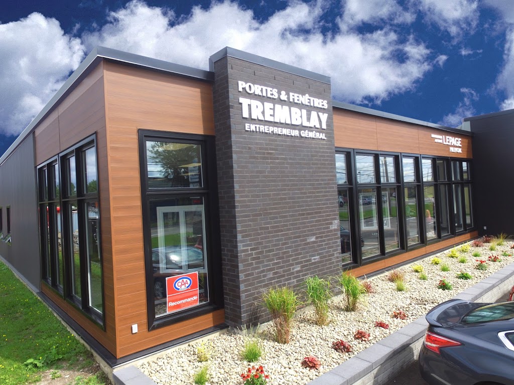 Portes & Fenêtres Tremblay - Fournisseur de portes et fenêtres à | 2630 Boulevard Wilfrid-Hamel, Québec, QC G1P 2J1, Canada | Phone: (418) 529-5376