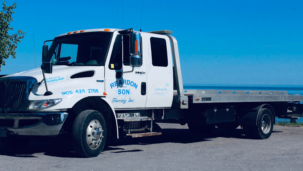 Reardon & Son Towing Inc. | County 65 Rd, Port Hope, ON L1A 3V7, Canada | Phone: (844) 424-2768