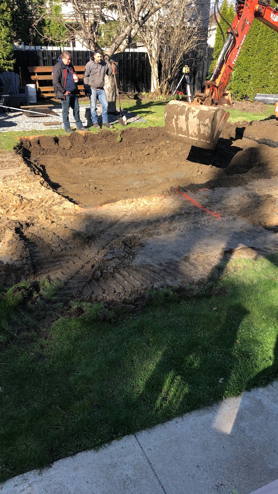 Excavation Akoury | 7750 Bd Cousineau Suite 404, Saint-Hubert, QC J3Z 0C8, Canada | Phone: (514) 717-3028