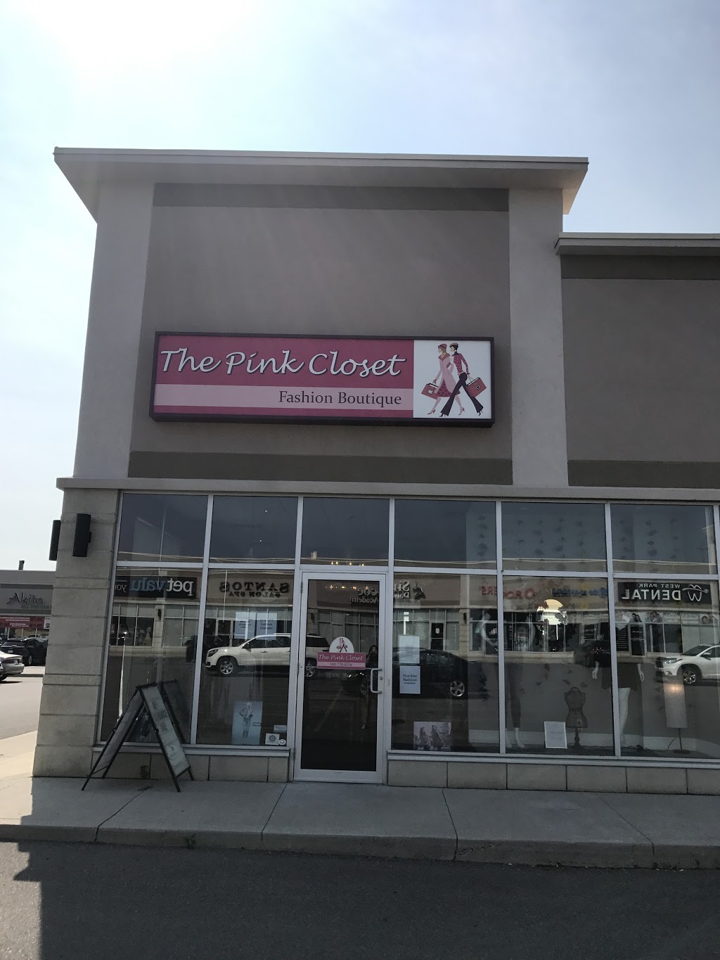 The Pink Closet | 444 Holland St W, Bradford, ON L3Z 0G1, Canada | Phone: (905) 778-8376