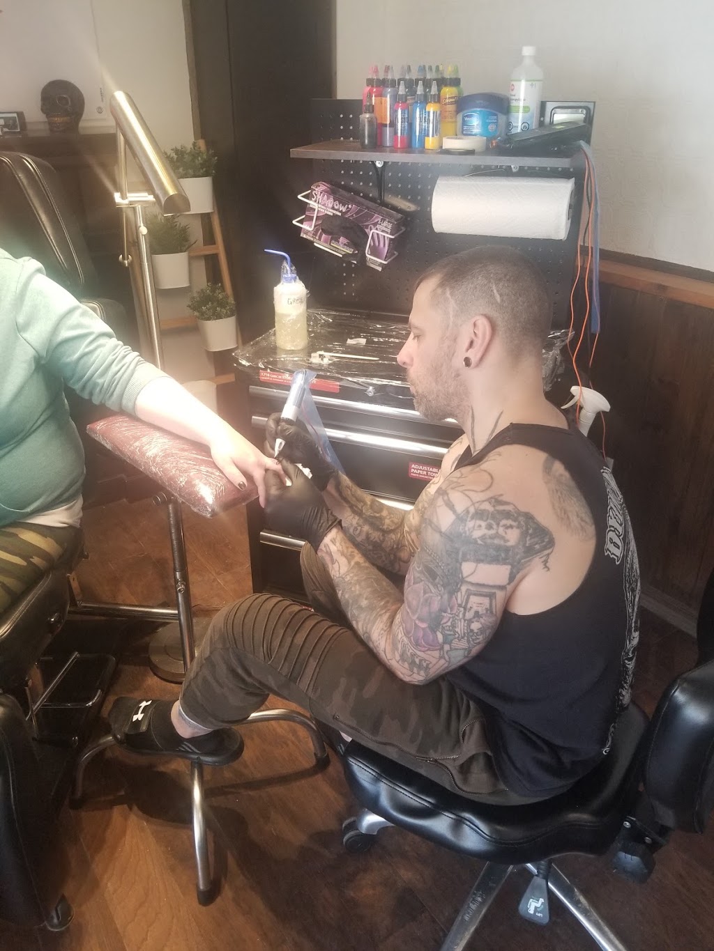 Cherribomb Tattoos | 35 Queen St E, Cambridge, ON N3C 2A7, Canada | Phone: (519) 221-2662