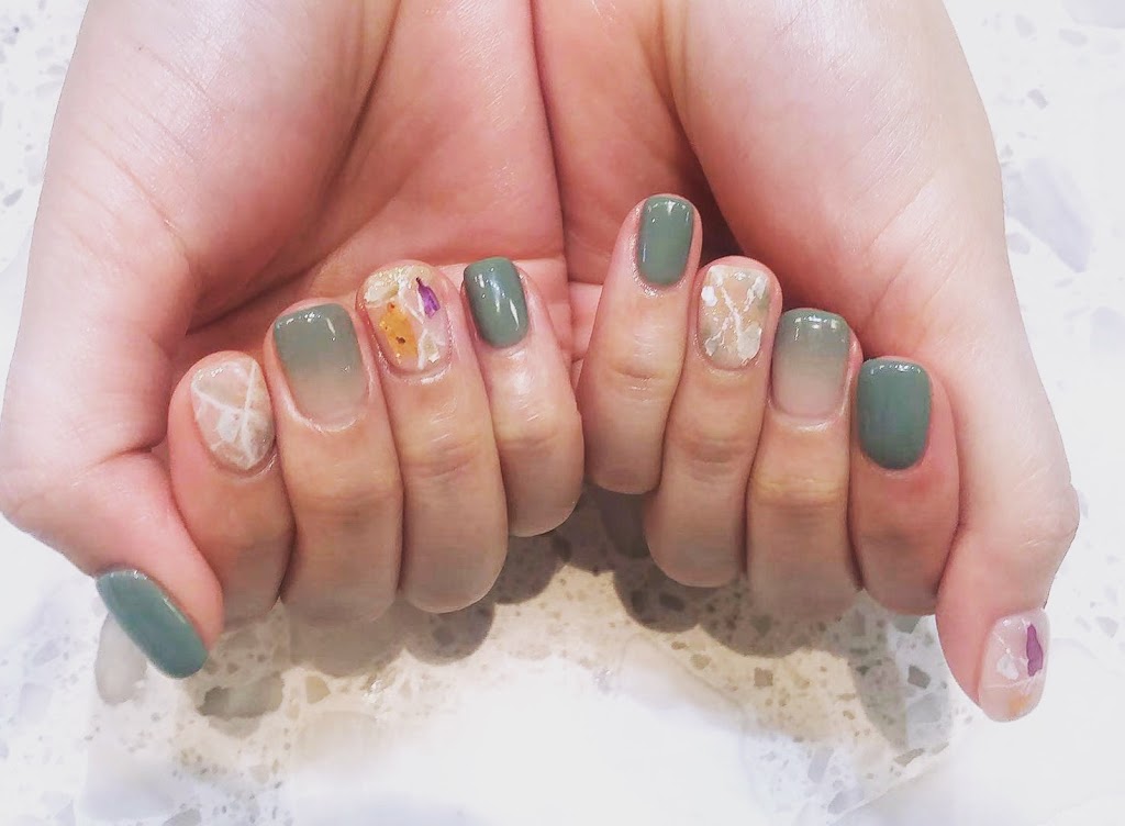Nail Shine Beauty Bar | 14 Oxford St, Richmond Hill, ON L4C 4L5, Canada | Phone: (905) 237-2071