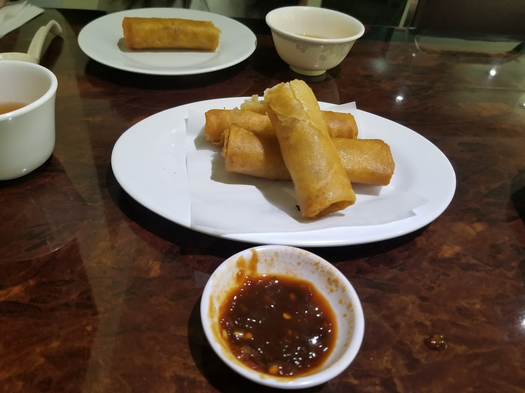 Huongs Vietnamese Bistro | 359 Booth St, Ottawa, ON K1R 7K1, Canada | Phone: (613) 237-8755
