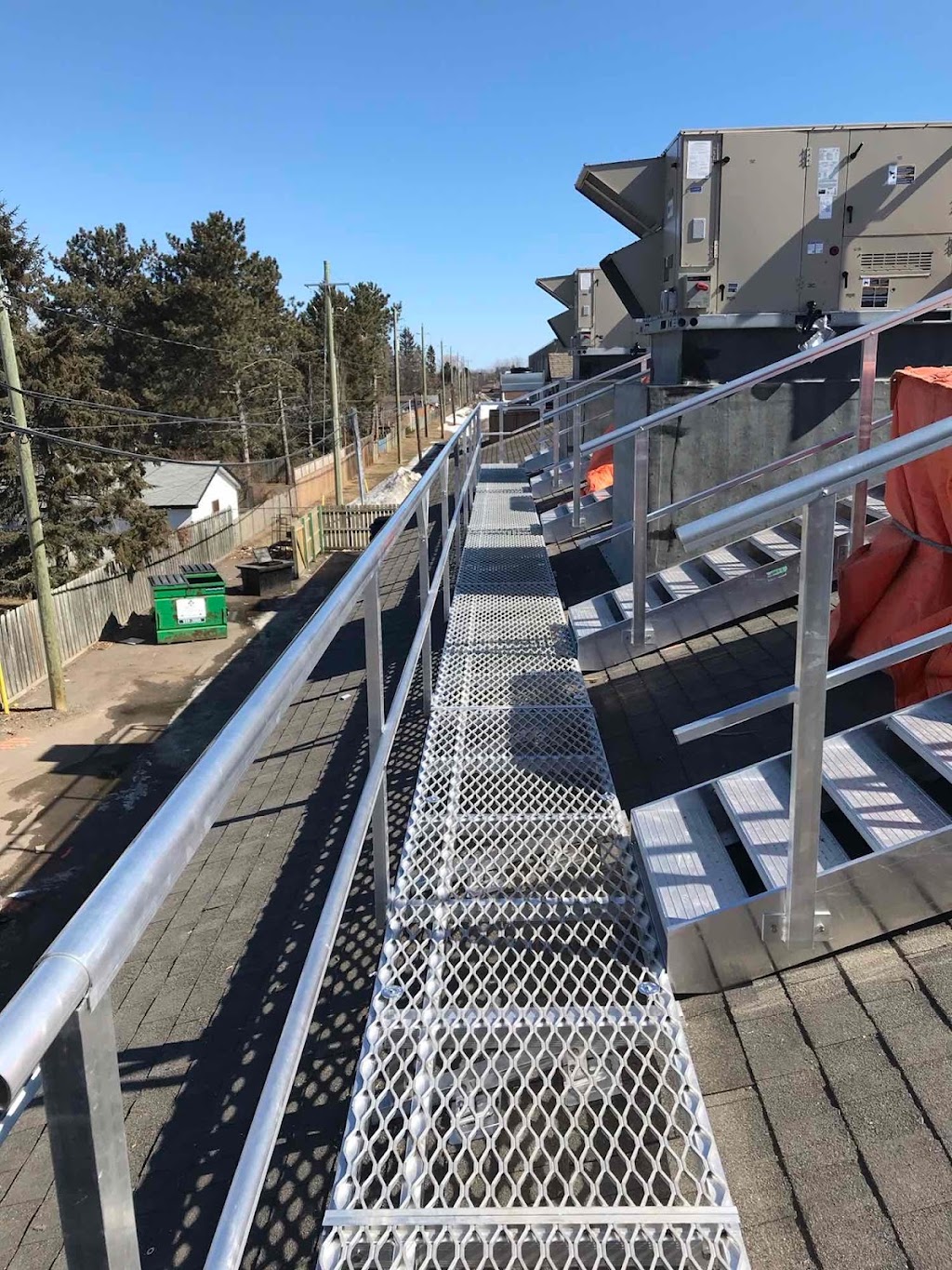 Gardcheck | 20600 Av. Clark-Graham, Baie-dUrfé, QC H9X 4B6, Canada | Phone: (833) 267-4493