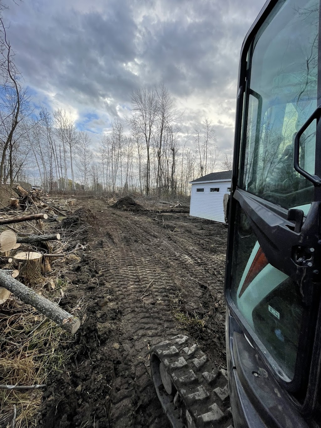 Ace Excavation | 1 Rue Leclair, Richelieu, QC J3L 6R4, Canada | Phone: (514) 434-9011