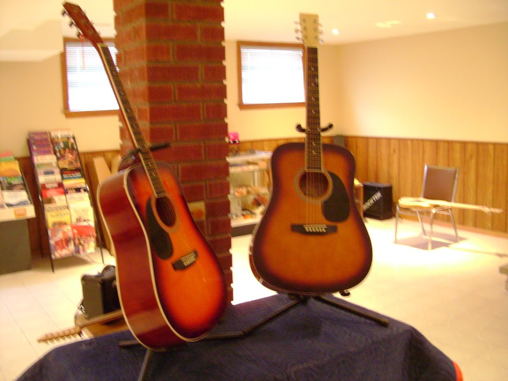 Credit Valley Music Ltd. | 27 Osborne St, Victoria Harbour, ON L0K 2A0, Canada | Phone: (705) 534-2942