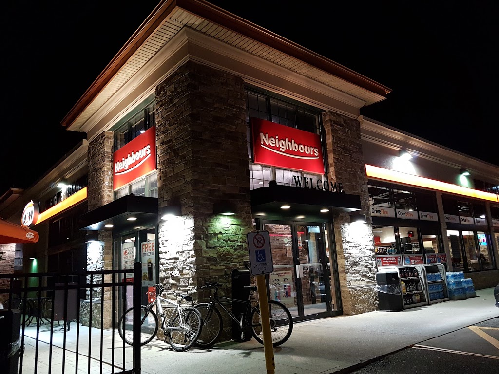 A&W Canada | 620 Thompson Rd S, Milton, ON L9T 0C7, Canada | Phone: (905) 693-8491