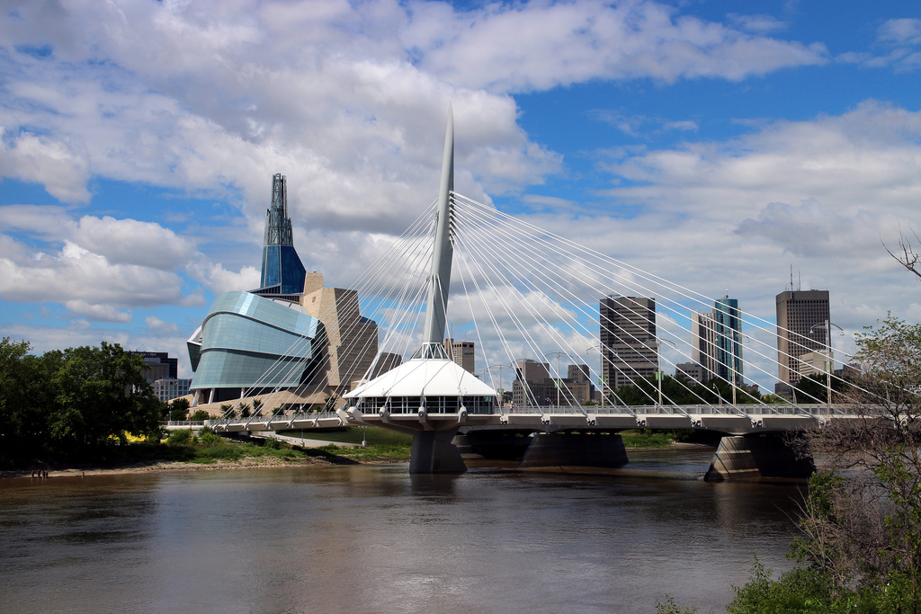 go realty | 49 Saturn Bay, Winnipeg, MB R3T 0Z8, Canada | Phone: (204) 590-6550
