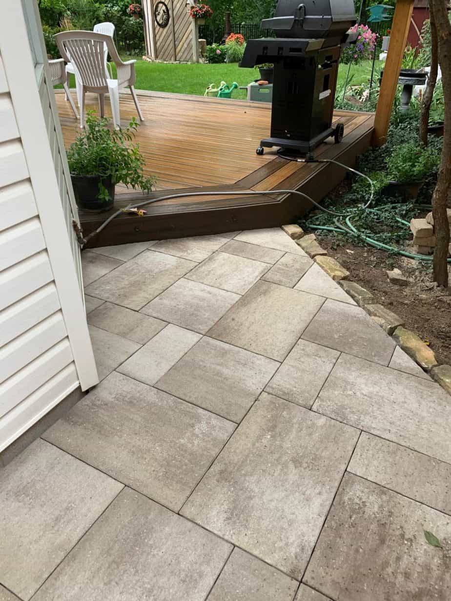 Broadleaf Landscaping and Snow Removal | 640 Mud St E, Stoney Creek, ON L8J 3C8, Canada | Phone: (905) 516-6711