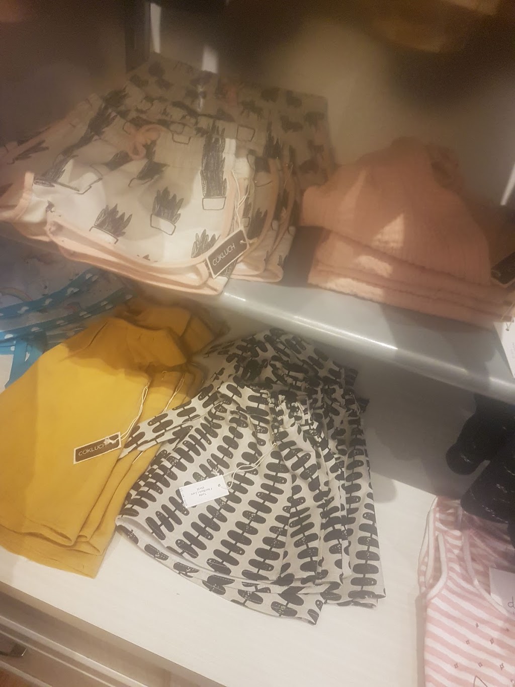 La Culotte À Lenvers | 3162, rue Masson, Montréal, QC H1Y 1Y1, Canada | Phone: (514) 564-3174